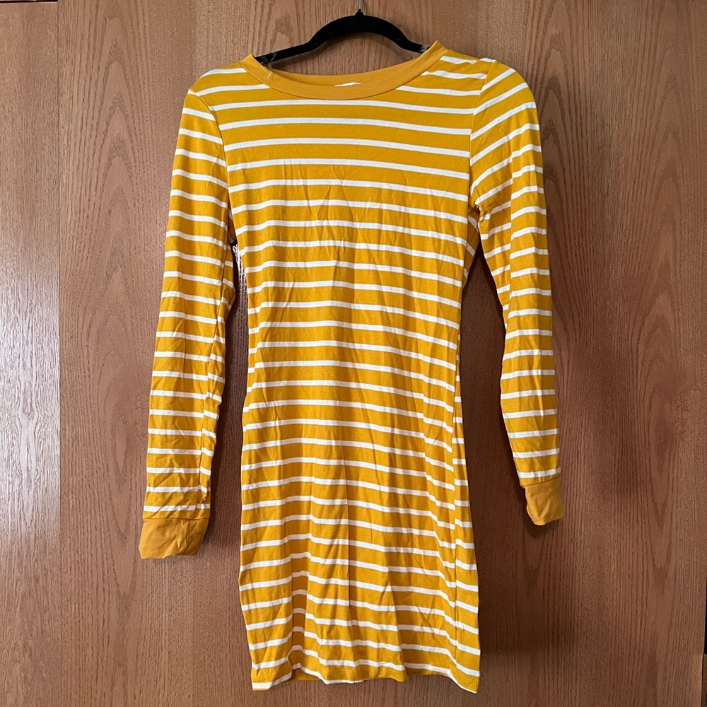 Yellow and white striped bodycon, size Medium, NWOT